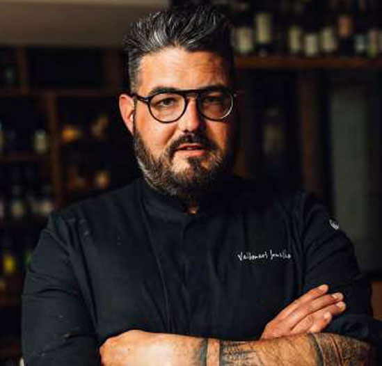 Jonathan Vallenari  : Chef pâtissier  de MONSIEUR LÉO